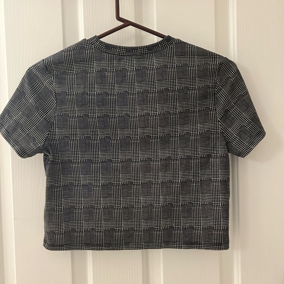Forever 21 Bonjour Graphic Houndstooth Plaid Crop Top Size Small - Picture 5 of 6